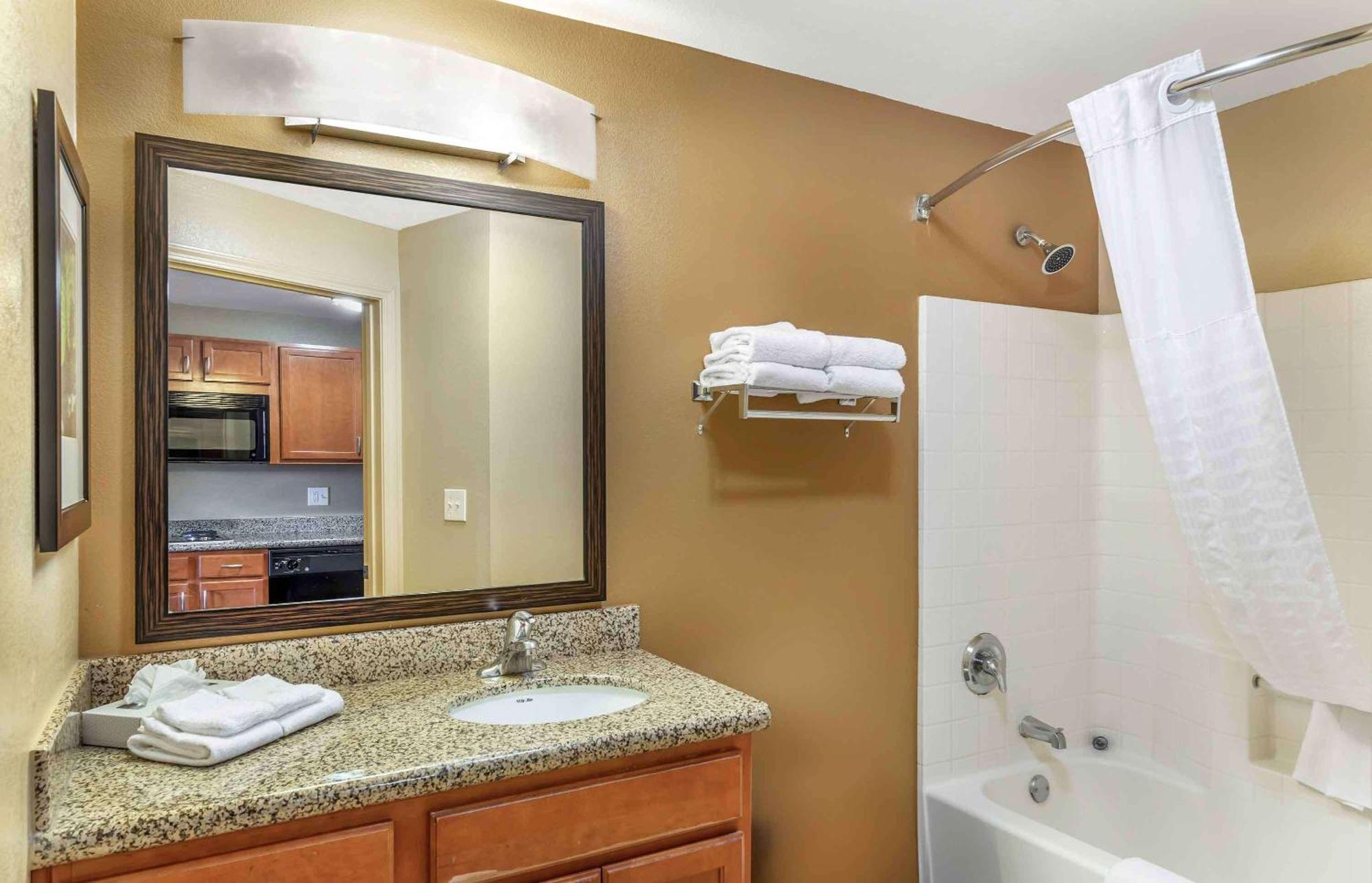 Extended Stay America Suites - Bakersfield - Chester Lane מראה חיצוני תמונה